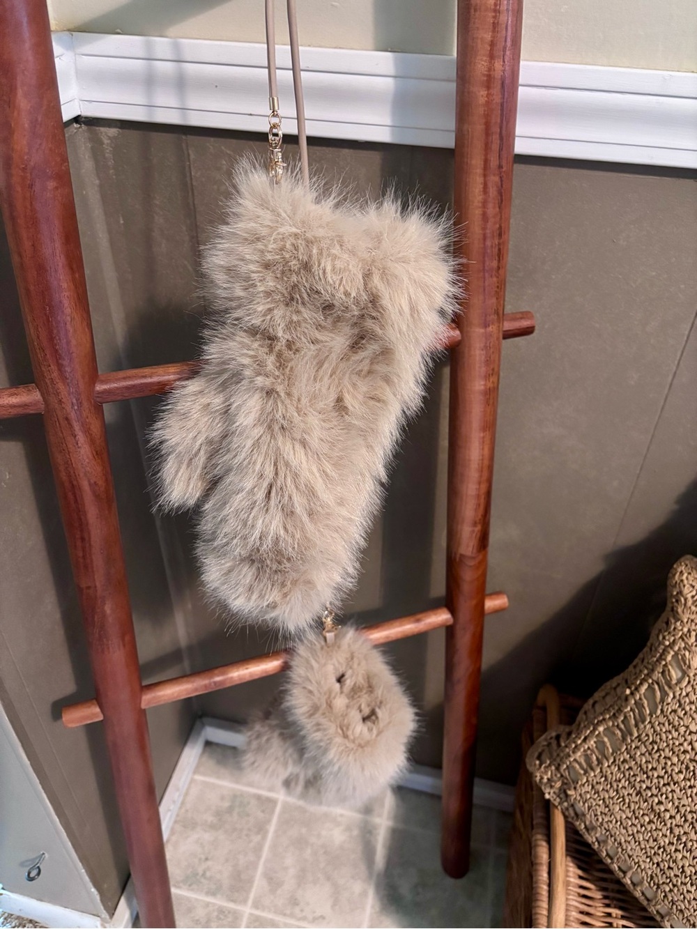 Universal Thread Faux Fur Mittens